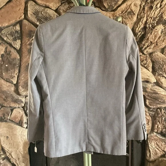 Formal Izod suit - Picture 3 of 8